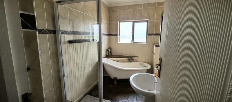 3 Bedroom Property for Sale in Dana Bay Western Cape